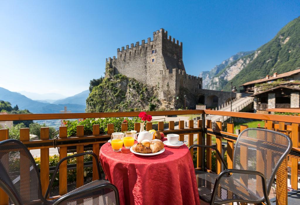 Hotel Antica Croce - Gardaslowemotion Tenno Εξωτερικό φωτογραφία