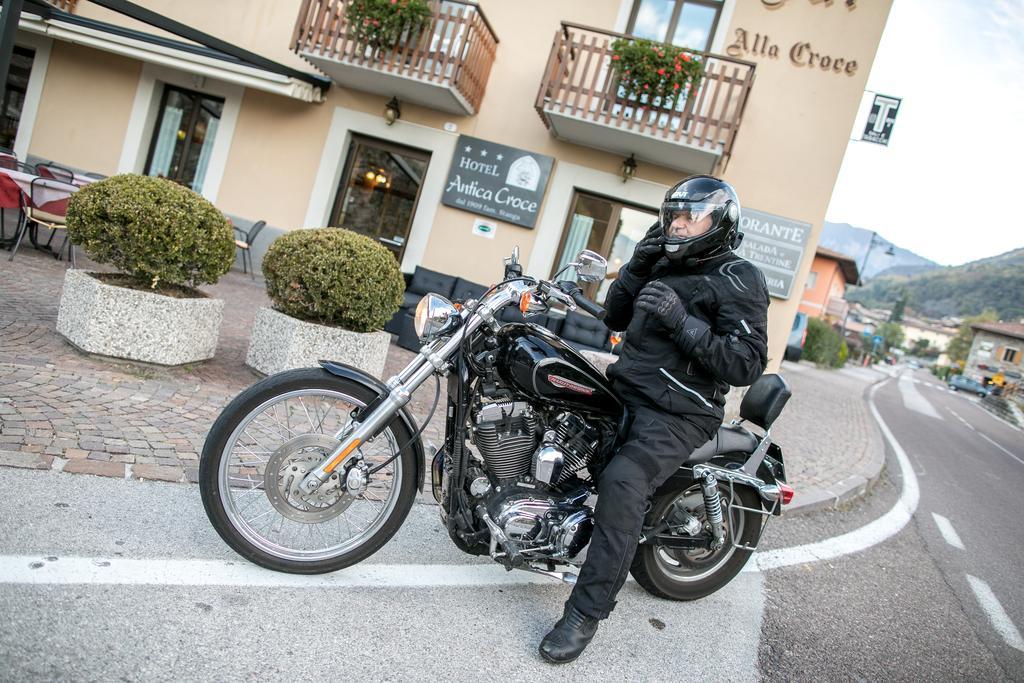 Hotel Antica Croce - Gardaslowemotion Tenno Εξωτερικό φωτογραφία